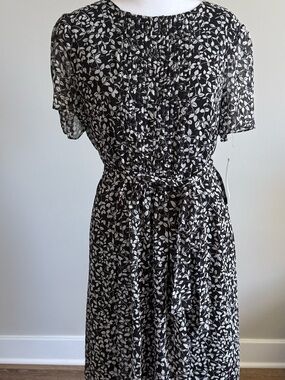 Everlily Black White Floral Short Sleeve Belted Lined Summer Dress Size L NEW